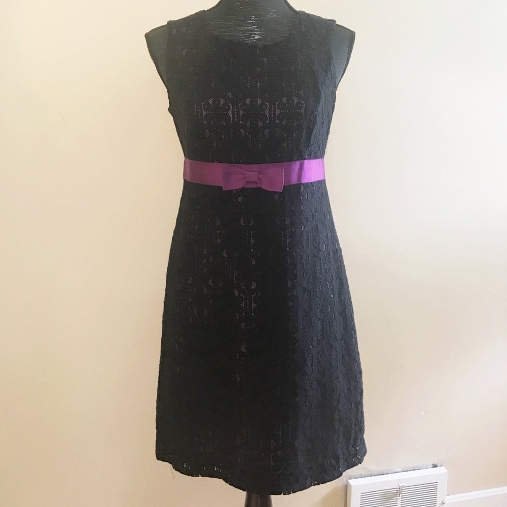 Kensie Lace Shift Dress with bow / Black & Purple